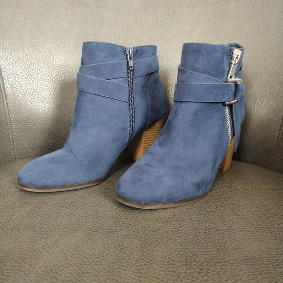 Apt 9 Navy Blue Boots Size 8.5 - Picture 2 of 9